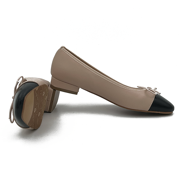 Toe Cap Pump With A Bow - 0728