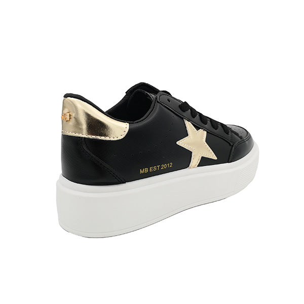 Lace Up Sneaker With Star Trim - 1036
