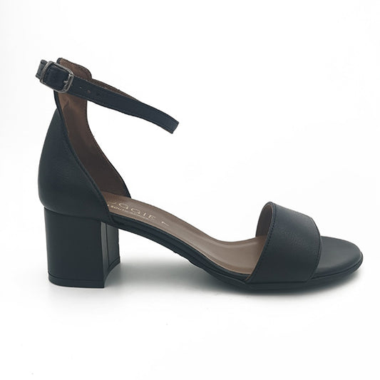 Medium Block Heel Open Toe Sandal - 1168