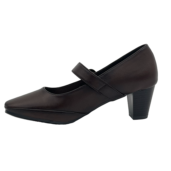 Low Heel Court With An Asymmetrical Strap - 0780