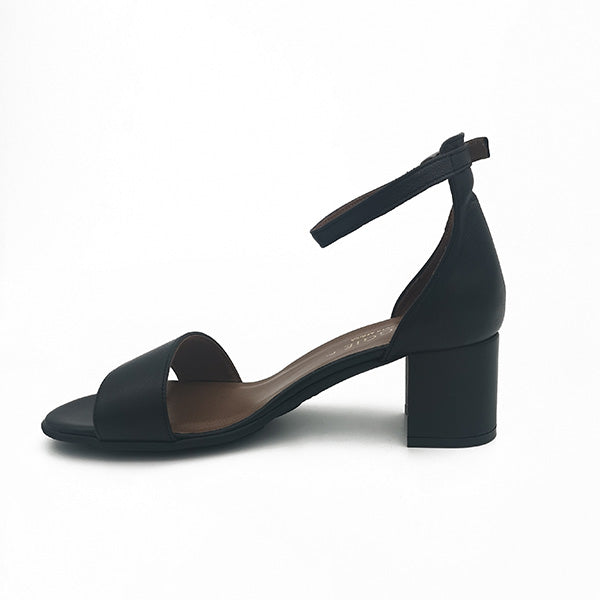 Medium Block Heel Open Toe Sandal - 1168