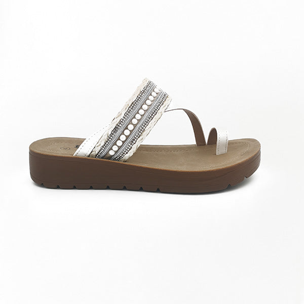 Low Wedge Sandal With Toe Piece - 1224