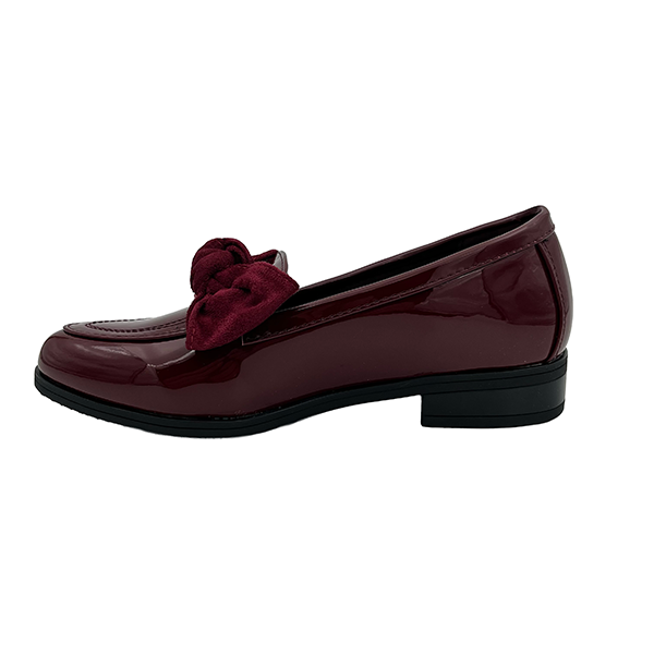Patent Moccasin With Bow - 1306