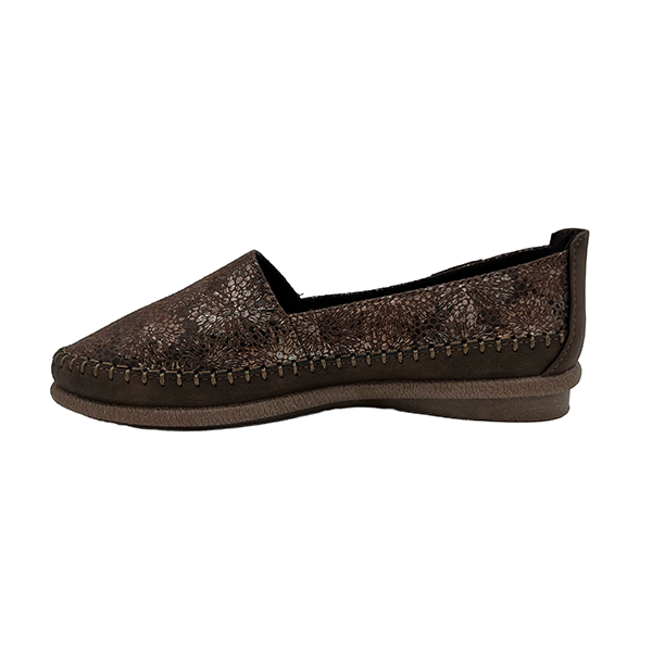 Slip On Pump With Floral Design - 1328