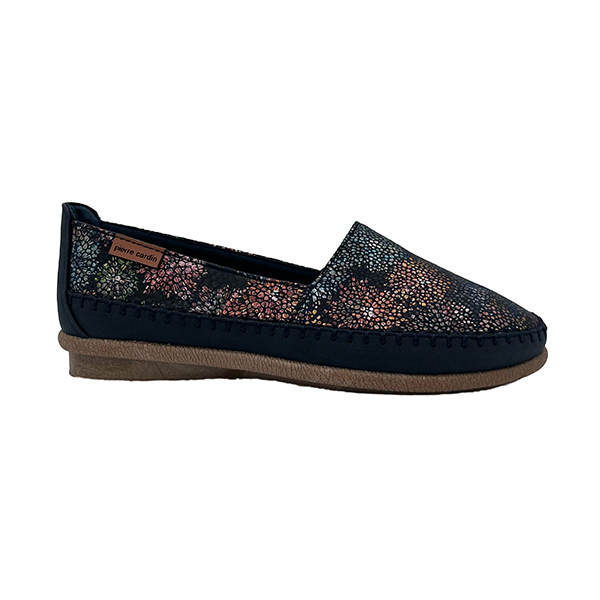 Slip On Pump With Floral Design - 1328