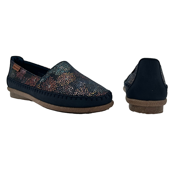 Slip On Pump With Floral Design - 1328