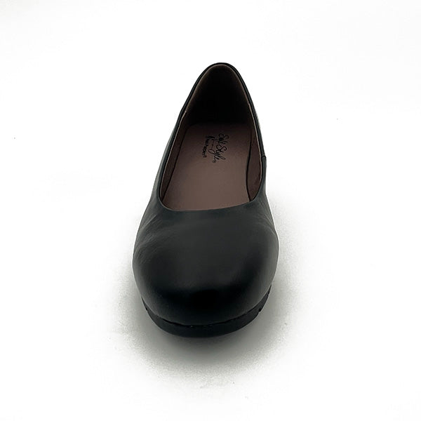 Elegant Comfort Closed Toe Wedge – Joleys Shoes