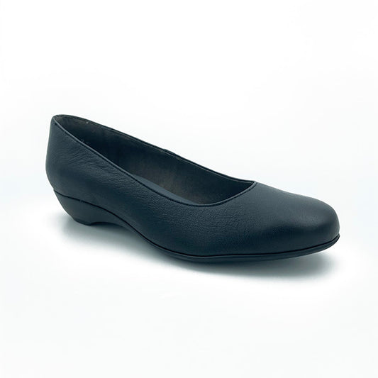 Closed Toe - Low Wedge - 0385